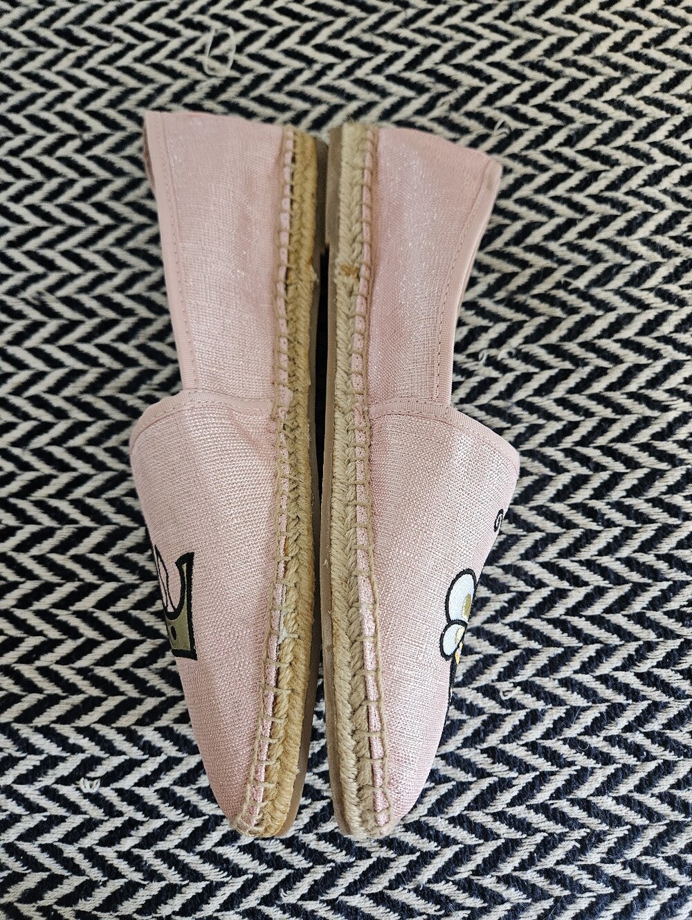 Like New! Circus By Sam Edelman "Queen Bee" Pink Flats, Size 10(M) - Picture 3 of 6